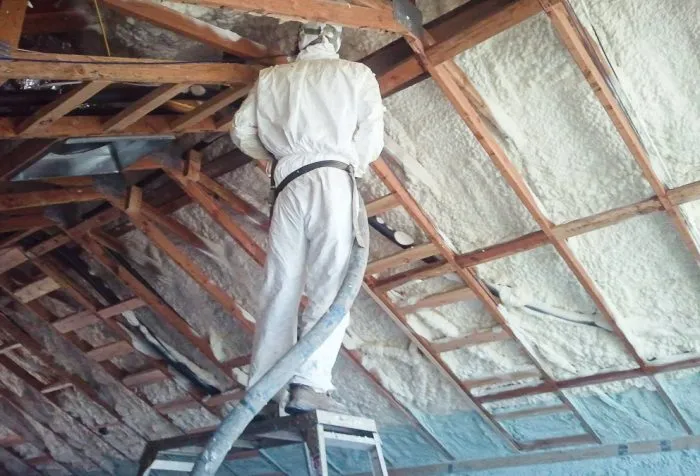 roof insulation contractors