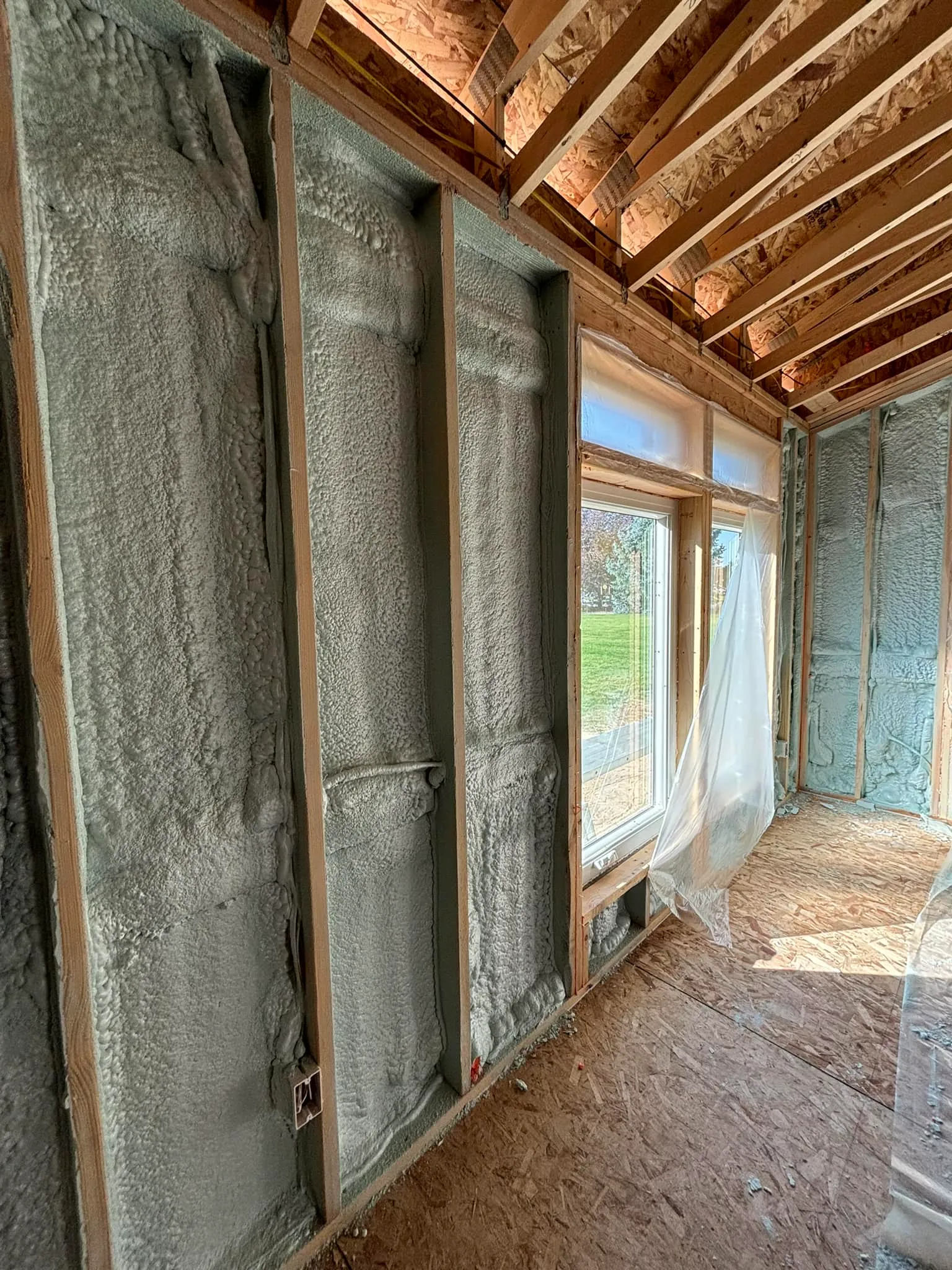Closed vs Open Cell: Which Foam Is Right? - Guide 2025